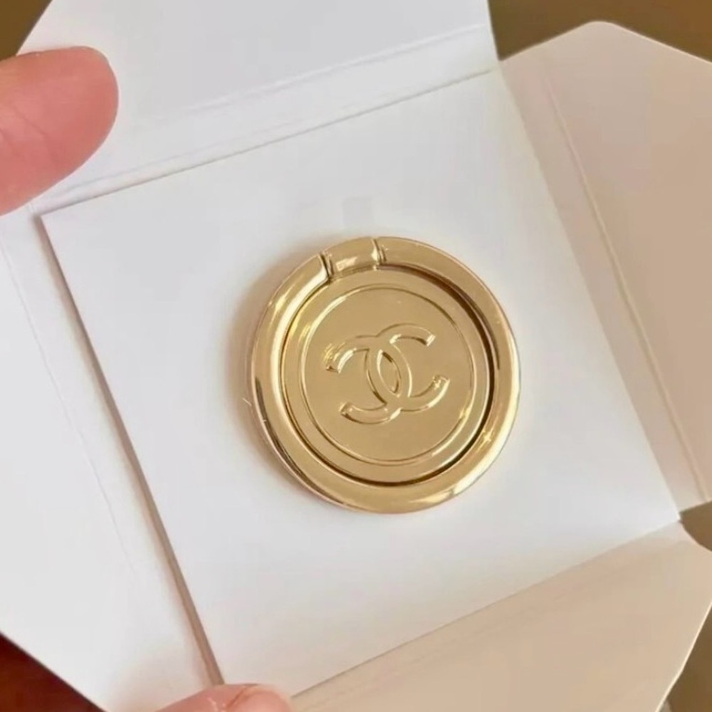 Chanel Beaute Gold Phone Ring New In SEALED Box. Sealed itself. GWP - Picture 3 of 11